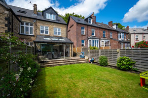 Spring Hill Road Crookes